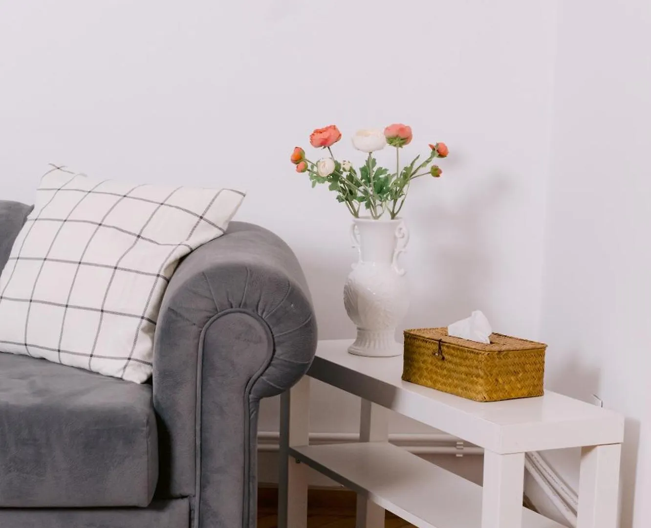 Simplicity Studio Universitate 부쿠레슈티 0*,  루마니아