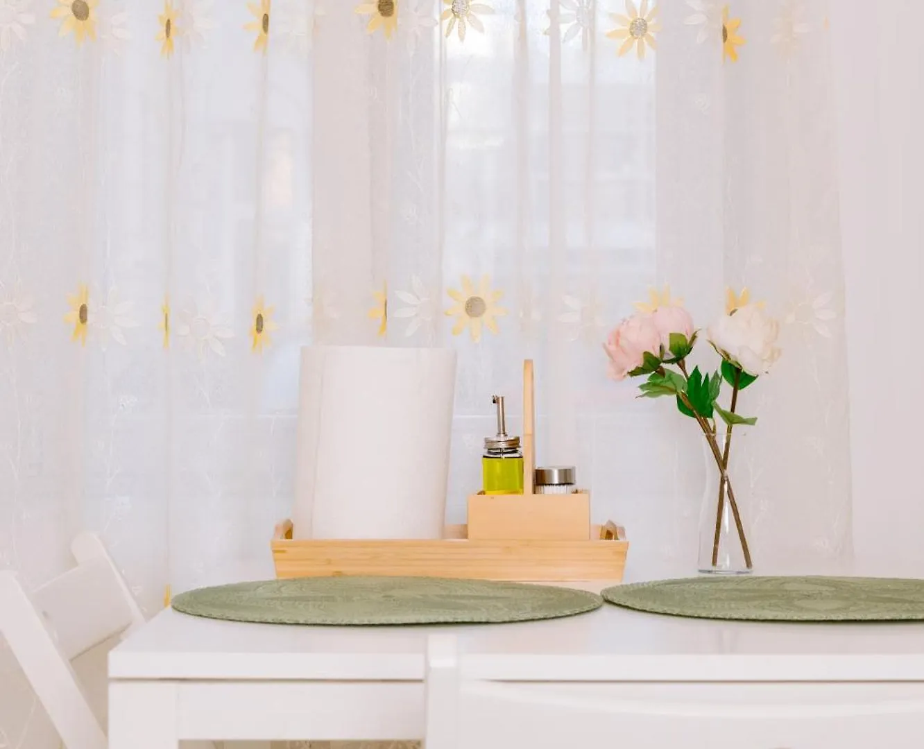 아파트 Simplicity Studio Universitate 부쿠레슈티